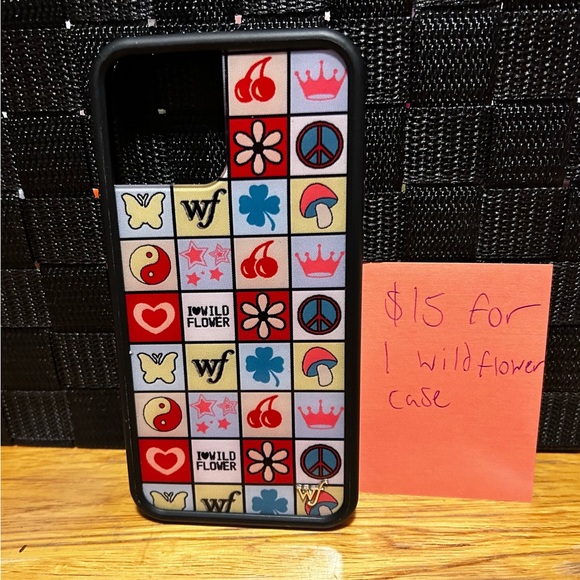 1 wildflower case in good shape - Picture 1 of 1